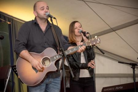 KOT DA 20 LET PEVSKE SKUPINE PLAMEN NI MIMO 2